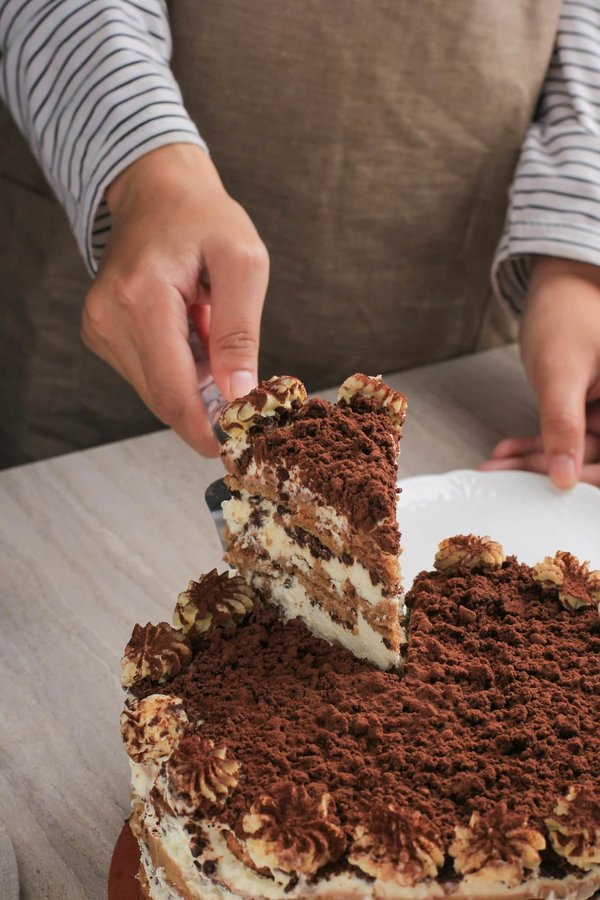 ¿Cuál es la receta perfecta para un tiramisú italiano con cacao en polvo?